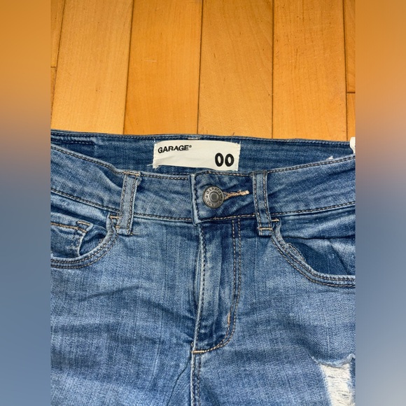 GARAGE • 00 Jeans - Picture 3 of 4